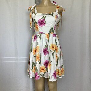 Large, Cute, Floral Summer Dress. Size: 8/10. #SHEIN